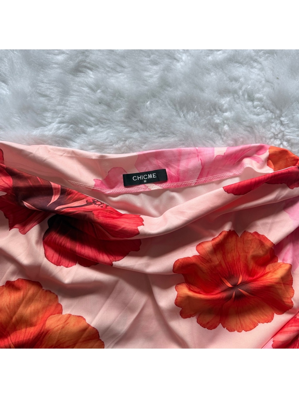 CHICME Pink Floral Ruched Midi Dress Size M - Picture 3 of 4